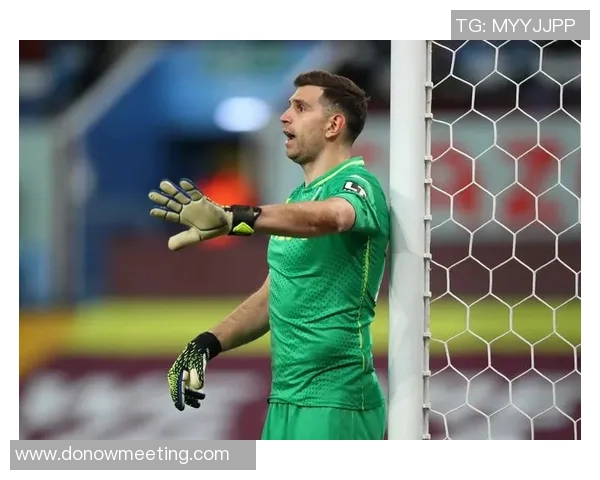 独立队与圣马丁图的激烈对决揭示足球战术与团队精神的完美结合