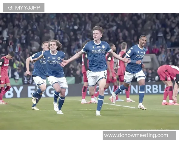 帕德博恩斯客场轻取波鸿，送对手4连败继续领跑德乙联赛