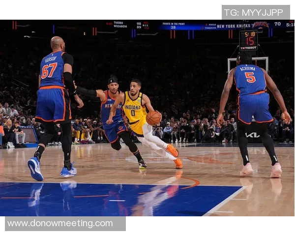 纽约尼克斯与勇士激战正酣球迷期待的精彩对决即将上演 纽约尼克斯与勇士激战正酣球迷期待的精彩对决即将上演